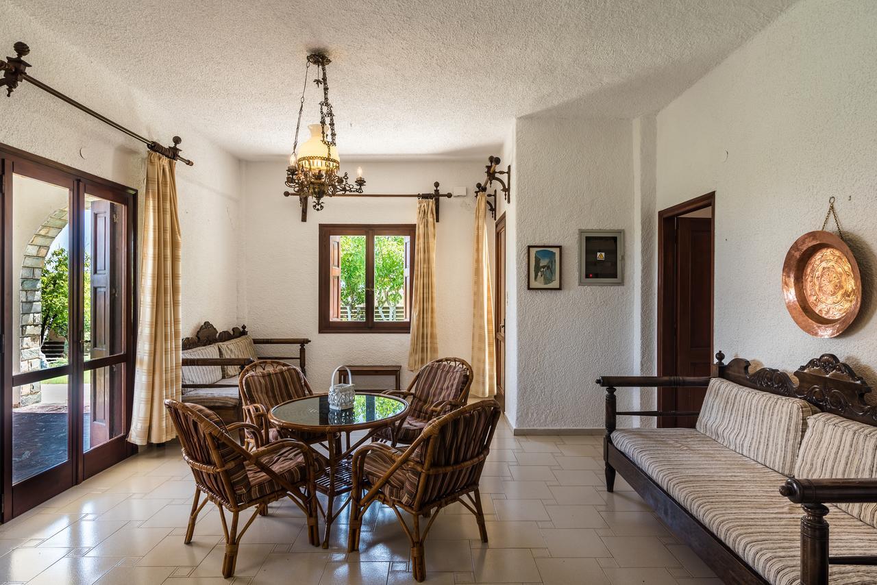 Villa Merabello Ajía Marína Kültér fotó